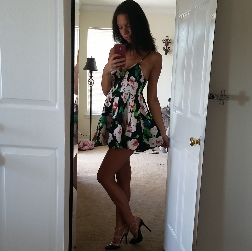 Floral Romper (LOVE CULTURE)